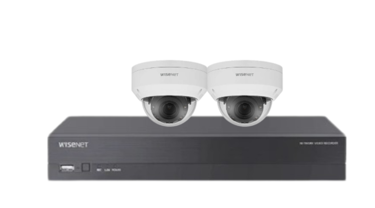 Wisenet Hanwha x4 Camera CCTV Kit with 4 Channel 8MP NVR A series, 4MP Vandal Dome Cameras + HDD – CT-ANV-L7012R / CT-ARN-410S