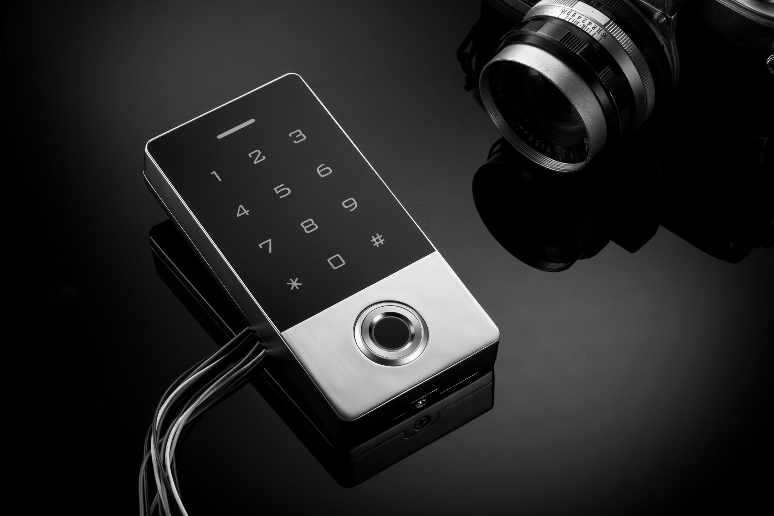 ULTRA ACCESS ULT-NSF34T Fingerprint Reader and Keypad – Secure & Smart Access Control